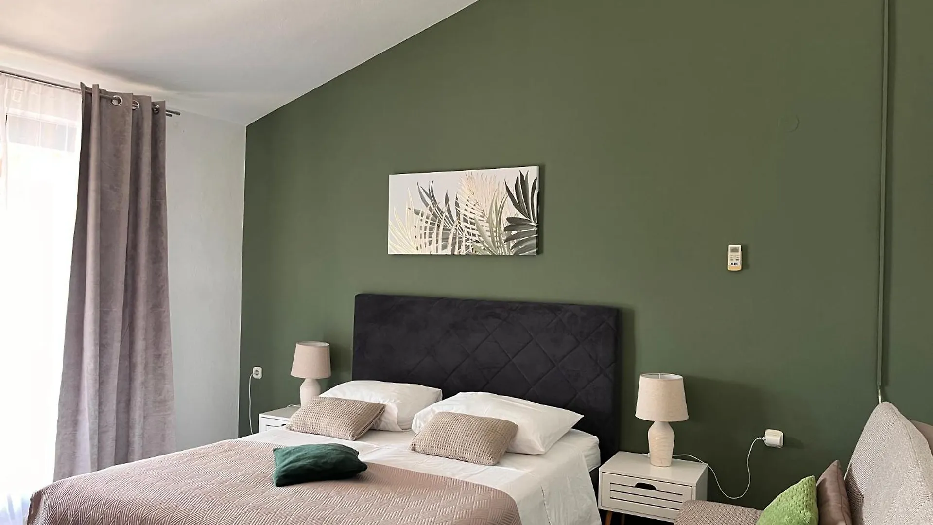Apartments Villa Mirella 20 M From The Sea - Free Parking تروغير كرواتيا
