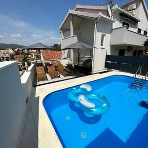  Apartment Milena-with A Pool