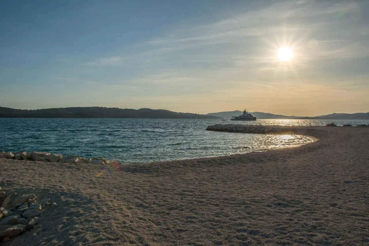 Apartments Villa Mirella Trogir 0*,  Croatia
