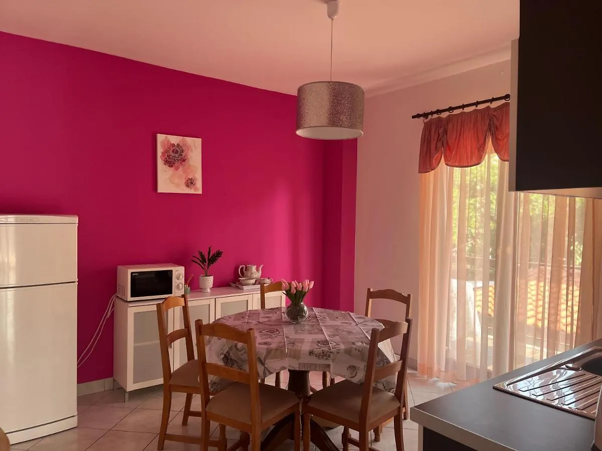 Apartments Villa Mirella Trogir