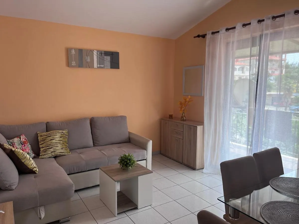 Apartments Villa Mirella Trogir