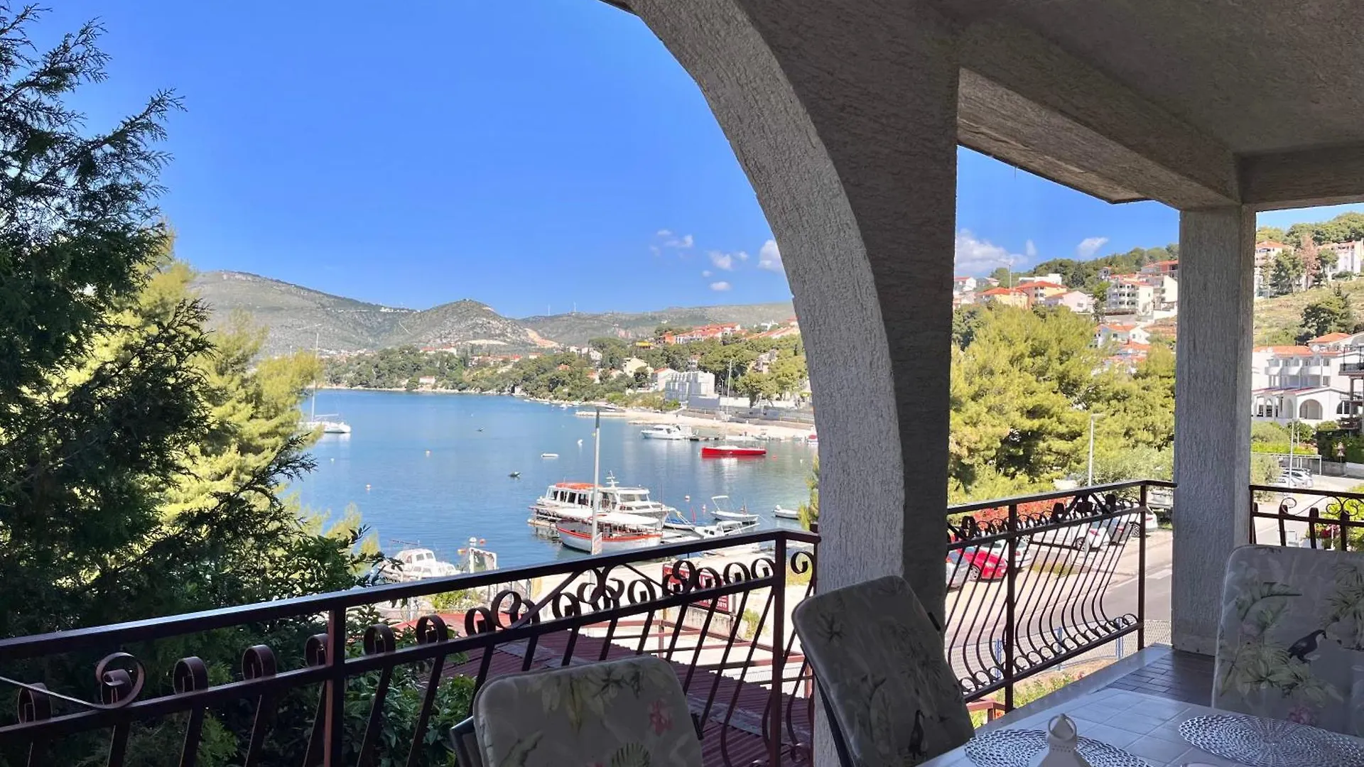 Apartments Villa Mirella Trogir
